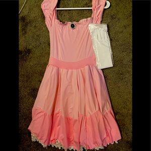 Princess peach pink costume dress size small